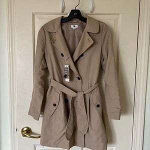 Uniqlo kids trench jacket NWT